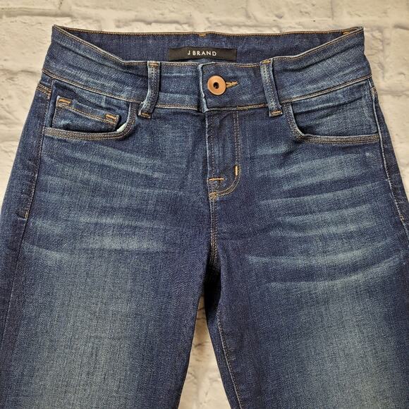 J Brand Love Story Flare Jeans in Trouble Wash size 26 - Picture 6 of 14